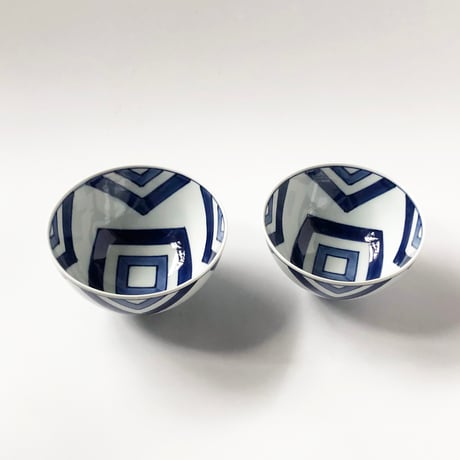 有田焼 青花 江戸紋 丸飯碗〈新品〉