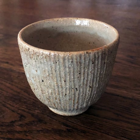 伊賀焼 長谷園 灰釉千筋 湯呑〈新品〉