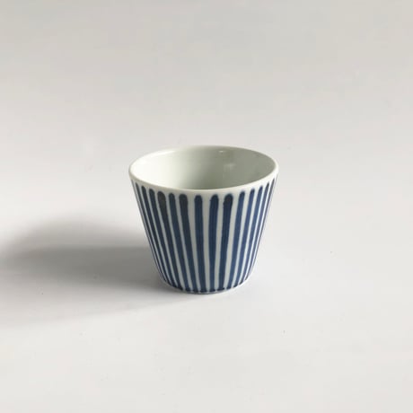 砥部焼 梅山窯 そば猪口 （小）十草〈新品〉