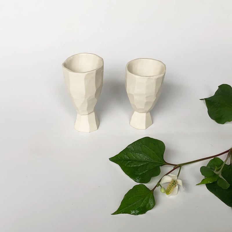 河村岳志 足つきぐい呑み 白 2セット〈新品〉 | 器屋 HAKOBE