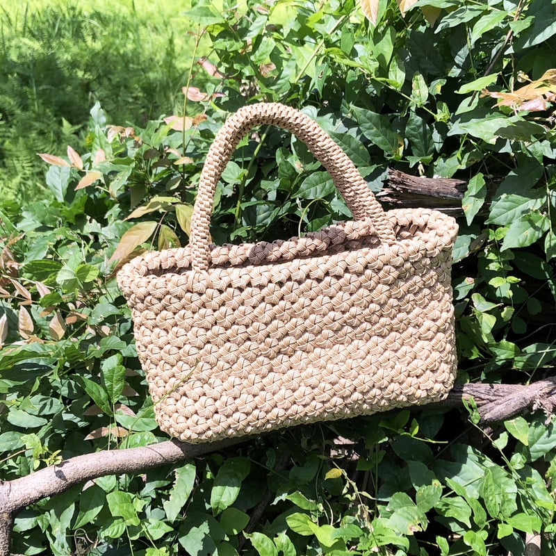花結び編みのかごバッグ（4本幅）ナチュラル〈新品〉 | 器屋 HAKOBE