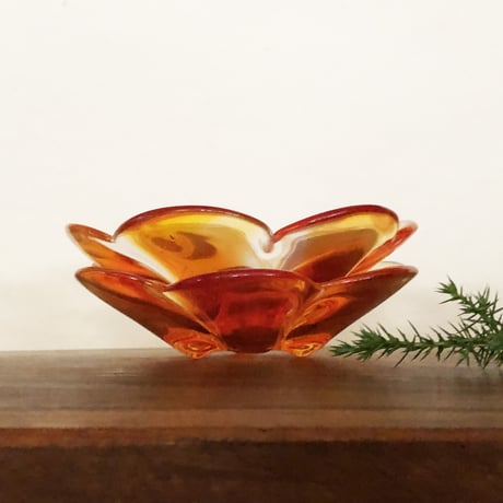 花型ガラス デザート皿 2セット〈古物〉