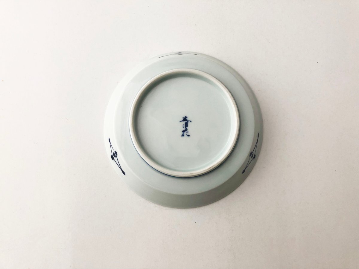 有田焼 青花 江戸紋 渕上り5寸皿〈新品〉 | 器屋 HAKOBE