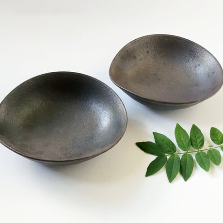 伊賀焼 長谷園 いぶし アケビ小鉢〈新品〉