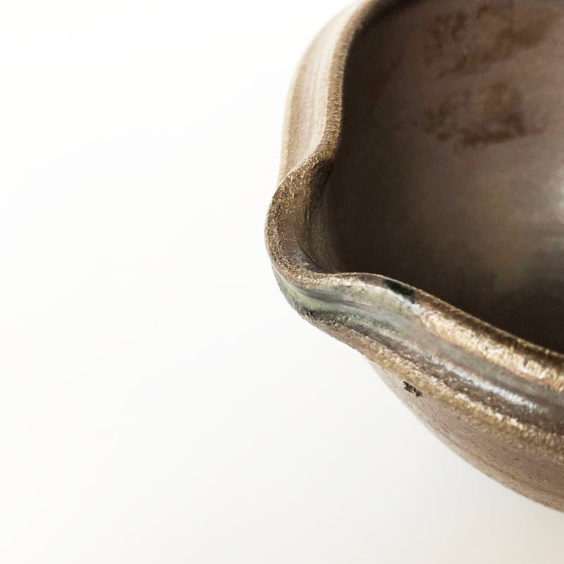 丹波焼 丹泉窯 片口鉢（ツヤ）〈新品〉 | 器屋 HAKOBE