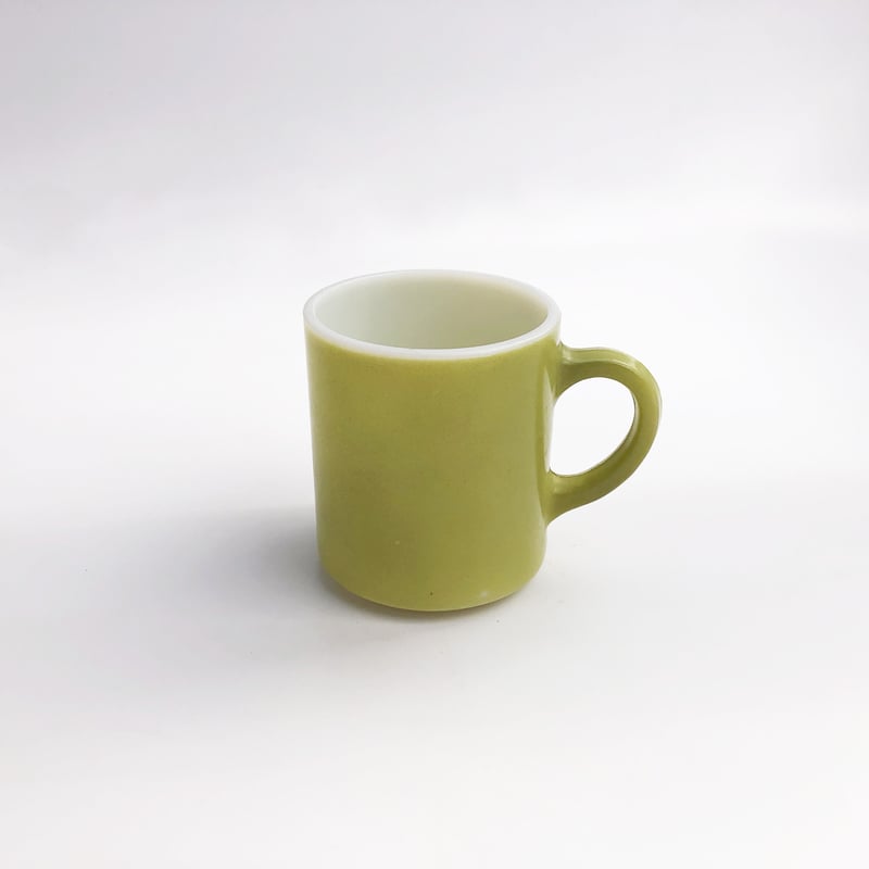 ヘーゼルアトラス ミルクガラスマグ 黄緑〈古物〉 | 器屋 HAKOBE