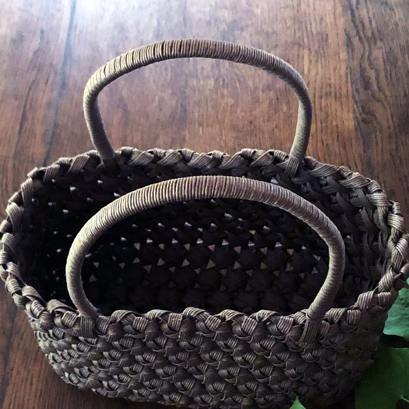 花結び編みのかごバッグ（6本幅）こげ茶〈新品〉 | 器屋 HAKOBE