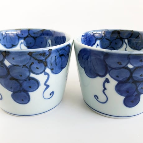 有田焼 其泉 染付 手描きぶどう文 そば猪口〈新品〉