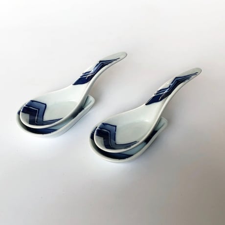 有田焼 青花 江戸紋 長丸レンゲ（台皿付）2セット〈新品〉