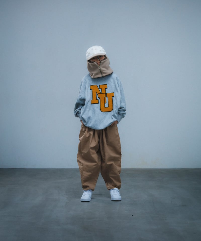 nunuforme/ヌヌフォルム/レディース/キッズ/子ども服】 セール 【30%OFF】 ビックロゴプリントトレーナー ブラック トレーナー・ニット  " nunuforme 子供服 ヌヌフォルム ヌヌ キッズ/" ランダムフリルスウェット ホワイト nunuforme ヌヌフォルム 通販サイト - nunuforme(ヌヌフォルム) various nunuformeロゴトレーナー ボーイズ ユニセックス