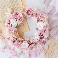 希少なプリザ（枯れない生花）の菊とデンファレをアレンジした　和風アレンジ 希少なプリザ（枯れない生花）の菊とデンファレをアレンジした 和風