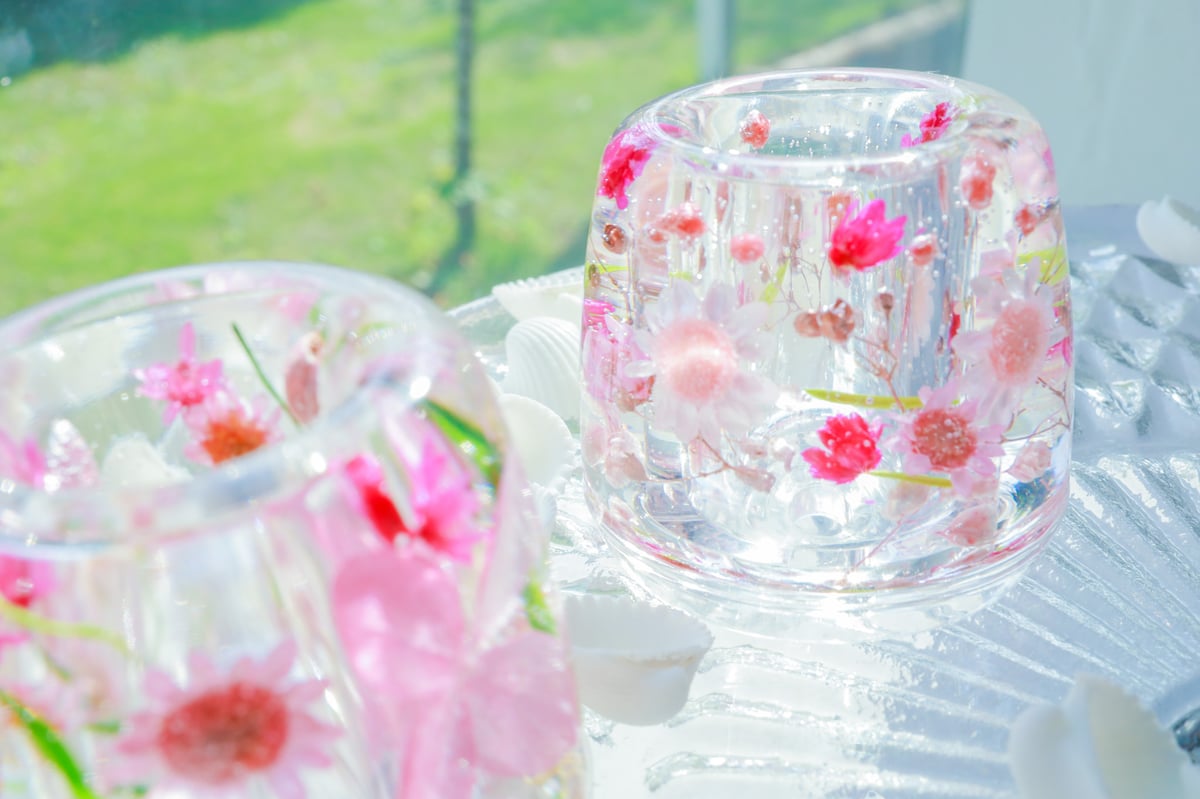No.723 イタリアミモザ＆リーフ♡固まるハーバリウムペン立て 本物のお花を散りばめた固まるハーバリウムペン立て＆歯ブラシ ピンク2