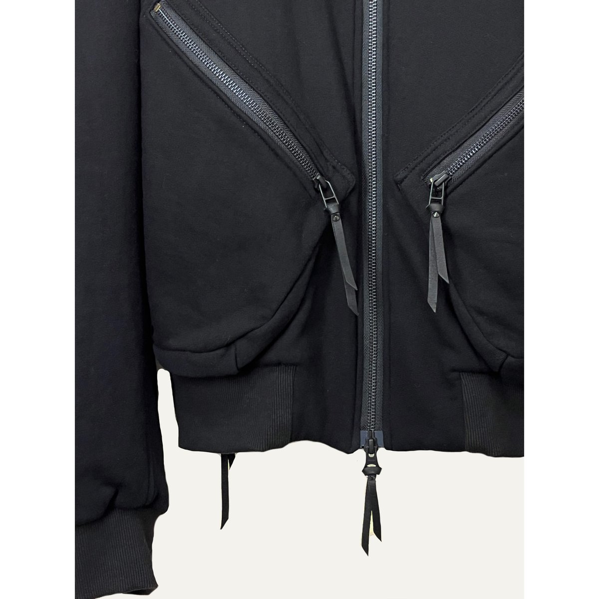 KMRii BRACK RAVEN PARKA ケムリ KMRii ・ケムリ・ Black Raven Vest 05・パーカーベスト | MEGA