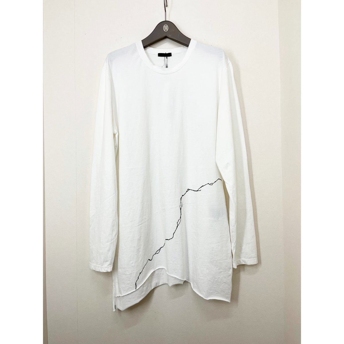 kmrii ロンＴ KMRii ・ケムリ・Crack Cut/ LS・ロングスリーブ・Black & White