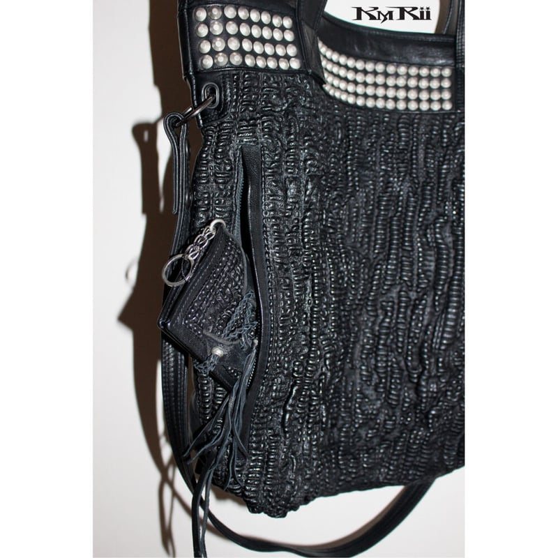 KMRii ・ケムリ・BISMUTH TOTE BAG ・レザー トート バッグ | MEGA 