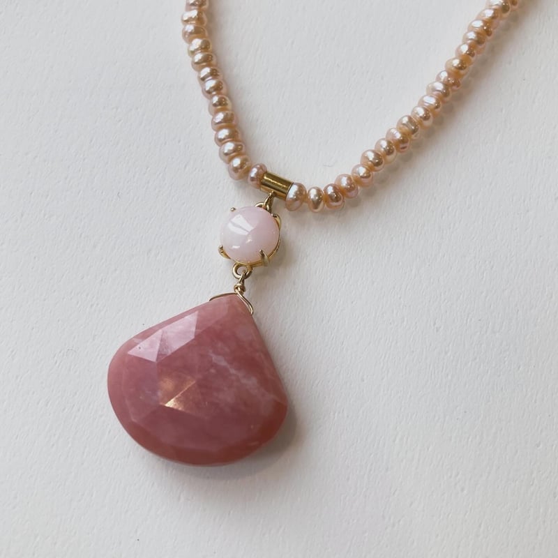 ピンクオパールと淡水パールのネックレス | su-py