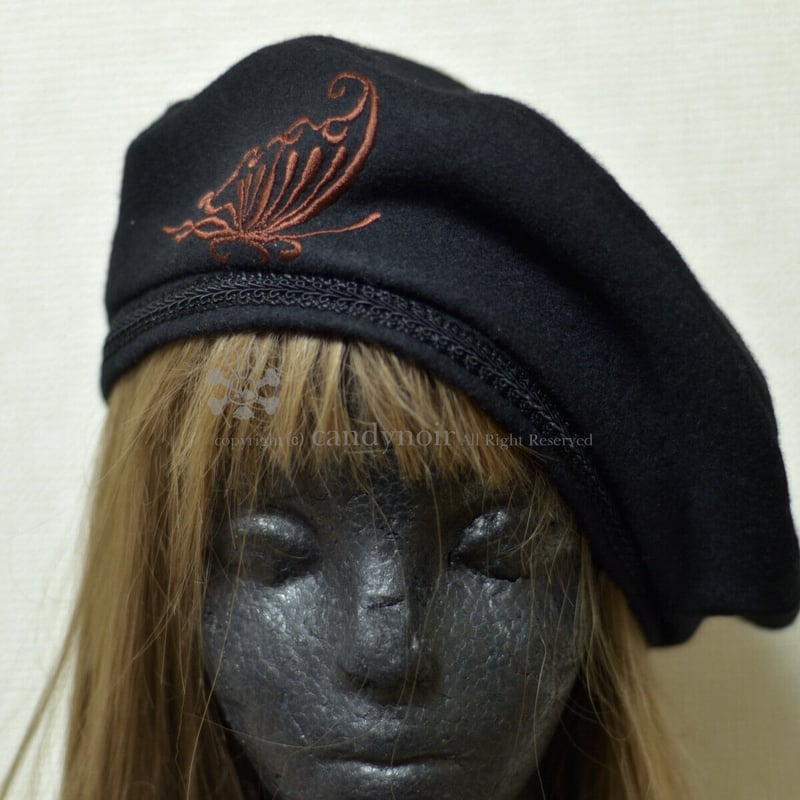 メンガタスズメの標本ベレー | candynoir