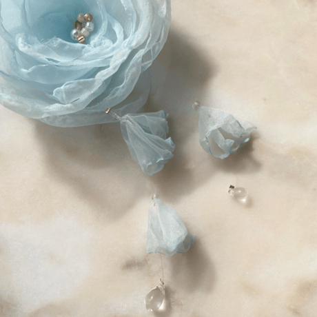 Flower × Pearl code ribbon choker 【Blue Bloom Shibori】