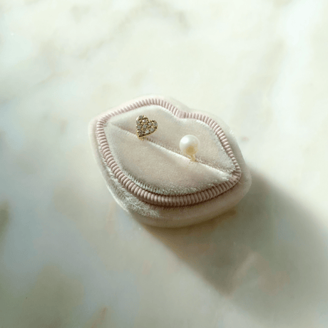 Heart pave pearl ring