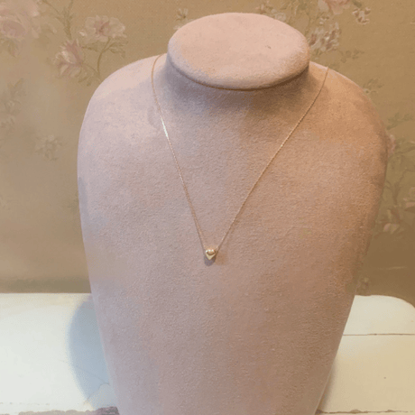 Tiny heart necklace