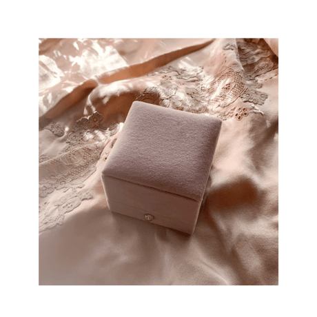 Velvet ring box
