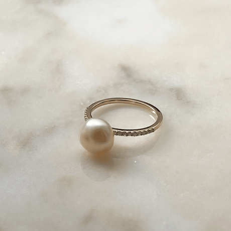 Melee Diamond Pearl Ring