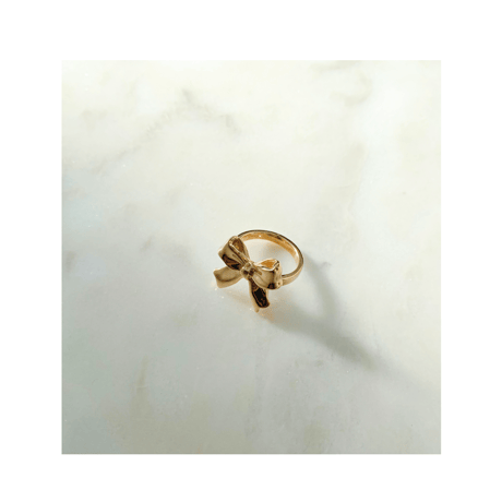 Nocturnal ribbon ring