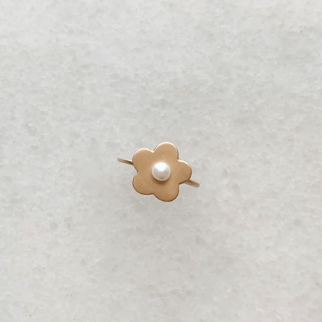 Bloom pearl ring