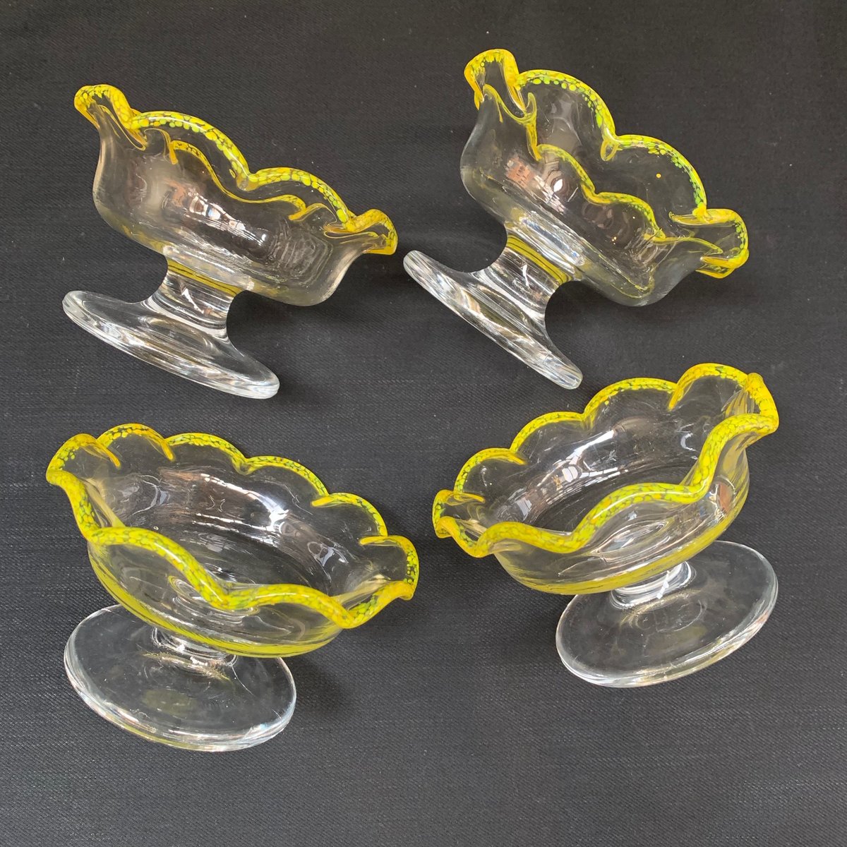 アンティーク 明治期～大正期 フリル 氷コップ デザートグラス 70816 アンティーク 明治期～大正期 フリル 氷コップ デザートグラス 70816