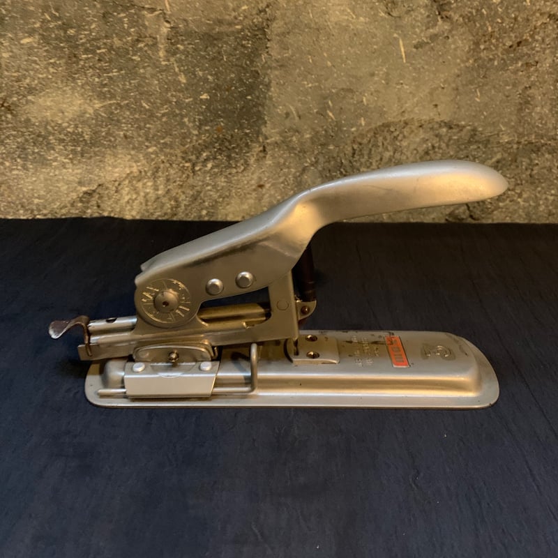 明治大正期頃【資料物】鉄製　ホチキス　スタンダード社 大阪日本　アンティーク 明治大正期頃【資料物】鉄製ホチキススタンダード社 大阪日本