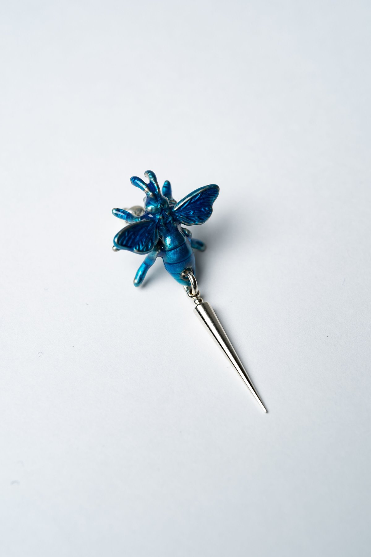 Pin Bee Earring | ha | za | ma (overseas) Pin Bee Earring | ha | za | ma (overseas)