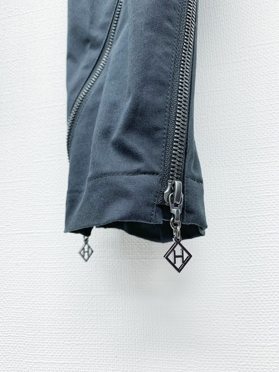 ha | za | たのしく ma 20-21AW 定位置を忘れたパンツ 黒