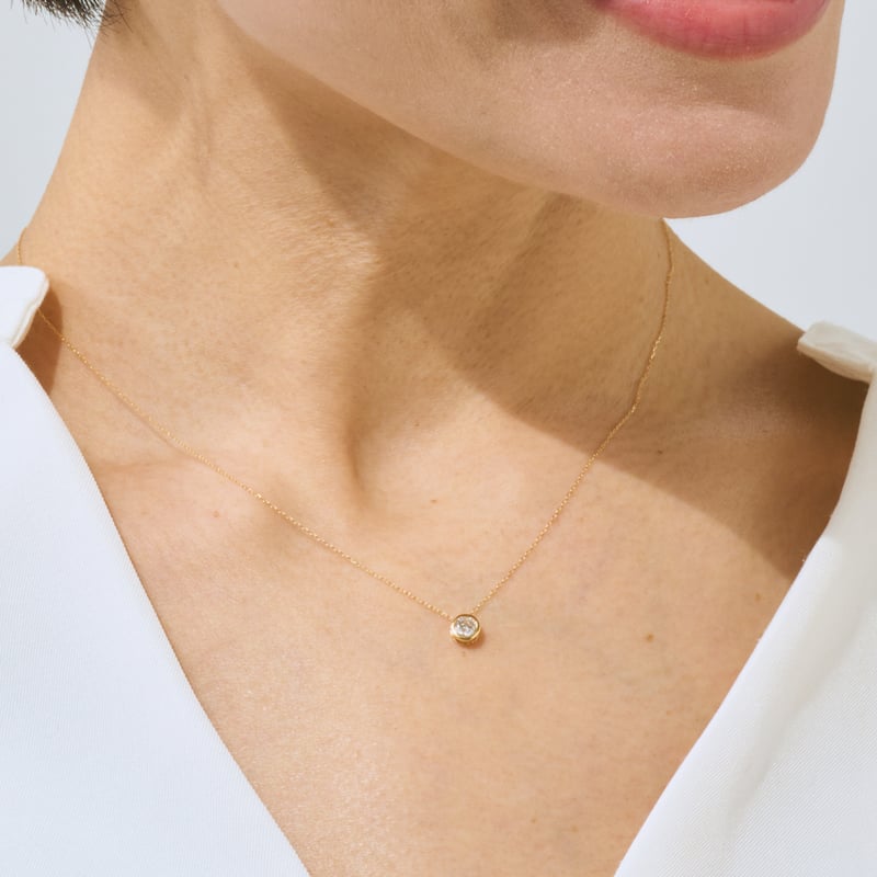 K18YG ダイヤモンド ネックレス | VERITEOnline-Shop K18YG ダイヤモンド ネックレス | VERITEOnline-Shop