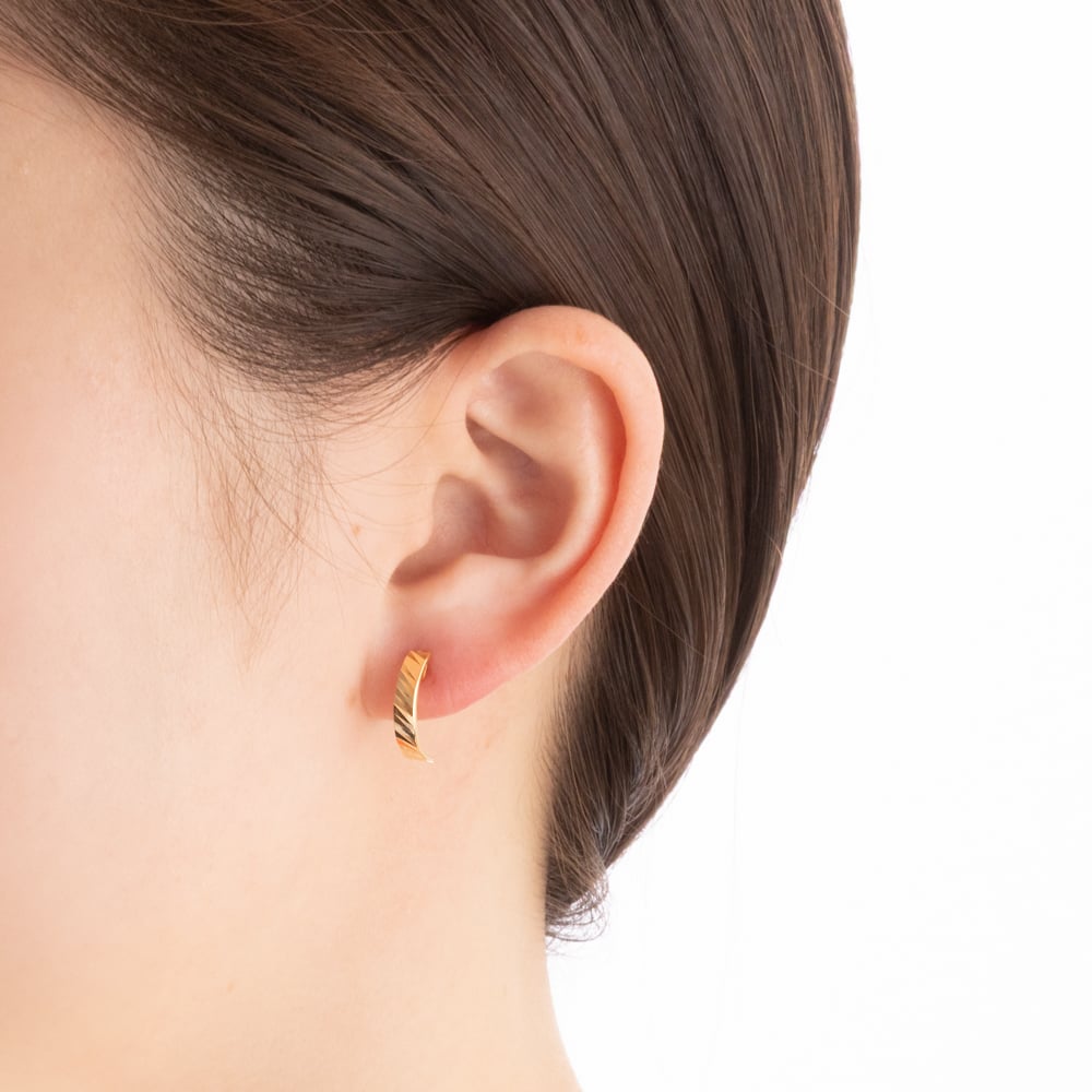 K18YG ピアス K18YG ピアス | VERITEOnline-Shop｜ラグジュアリーなトレンド
