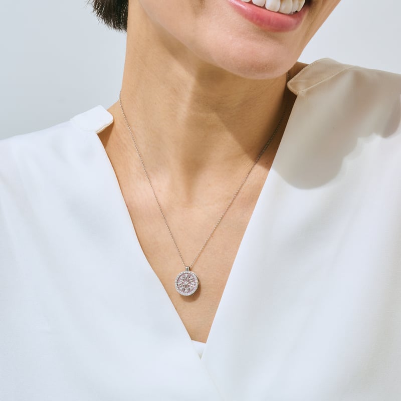 PT850 / 950 / K18PG H&C ダイヤモンド / カラーストーン ネックレス