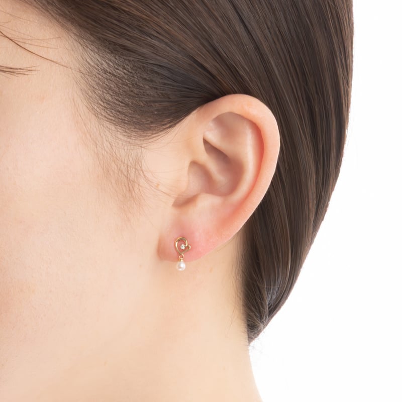 QIREINI K10YG ダイヤモンド アコヤパール ピアス | VERITEOnline-
