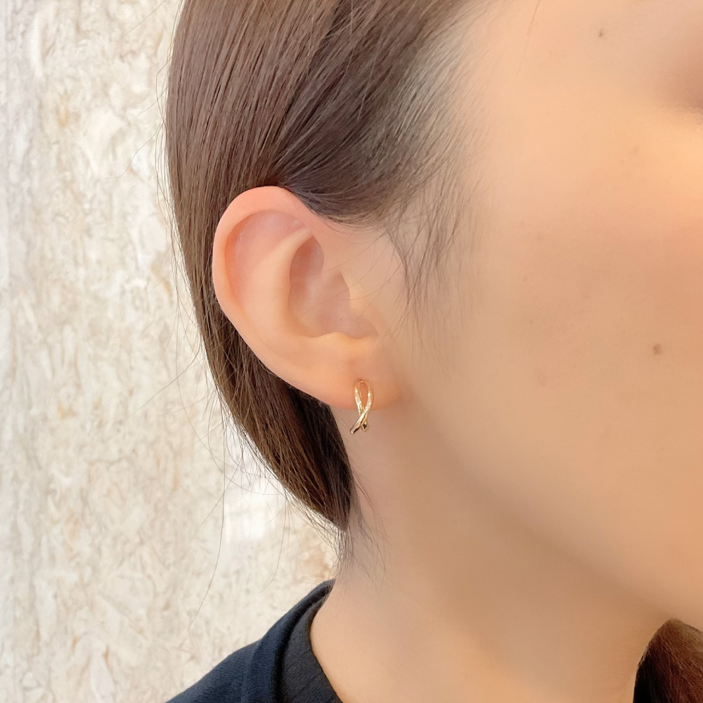 K18YG ピアス | VERITEOnline-Shop｜ラグジュアリーなトレンド 