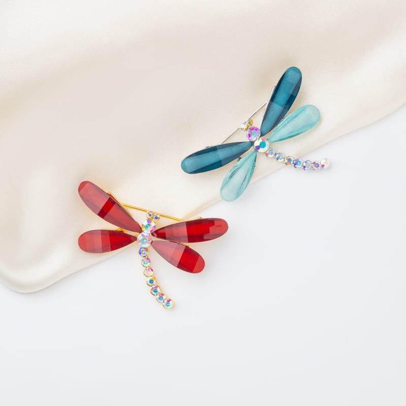 とんぼ ブローチ (レッド) 132408120015 | VERITEOnline-Shop