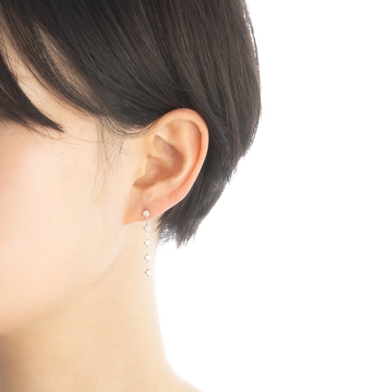 PT850 / PT900 ダイヤモンド ピアス 122508020330 | VERITEO