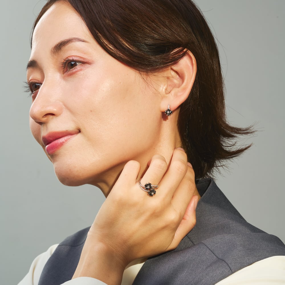 ももはな 。VERITEブラックダイヤピアス PT900 / 950 ダイヤモンド / ブラックダイヤモンド ピアス 12610802012