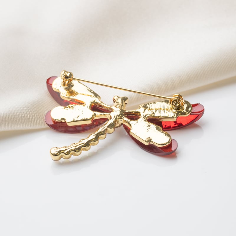 とんぼ ブローチ (レッド) 132408120015 | VERITEOnline-Shop