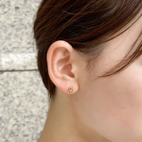 K10YG ダイヤモンド ピアス (ダンシングストーン) 125208020213