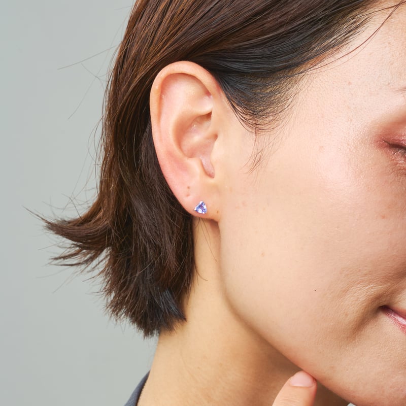 PT950 タンザナイト ピアス 118208020470 | VERITEOnline-Sh