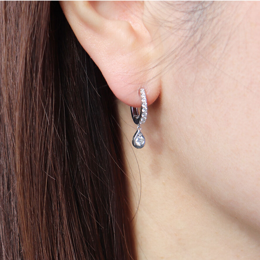 PT900/950 ダイヤモンドピアス 116208020131 | VERITEOnline