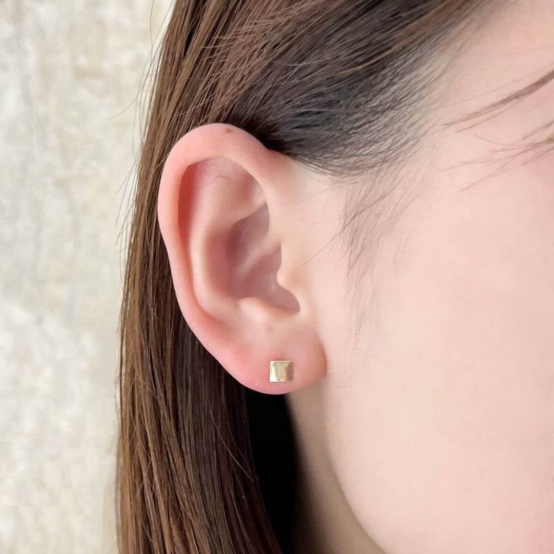 K10YGピアス | VERITEOnline-Shop｜ラグジュアリーなトレンド  