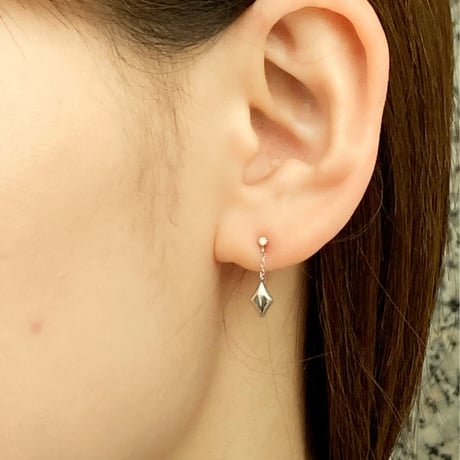 PT850/PT900 ダイヤモンド ピアス 121908020332
