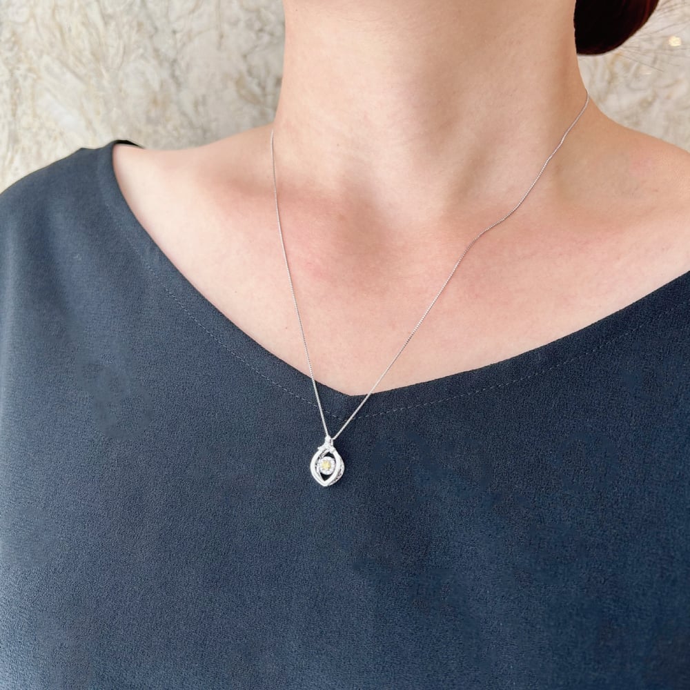 QIREINI K18WG イエローダイヤモンド・ H&Cダイヤモンドネックレス