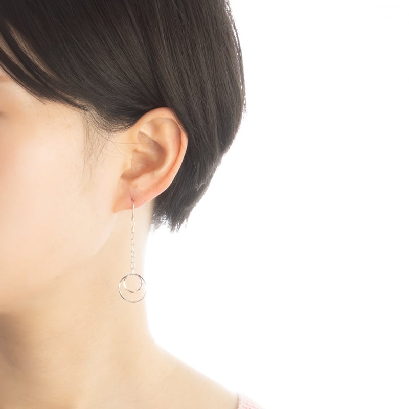 K18WG ピアス 124708080079 | VERITEOnline-Shop｜ラグジュ