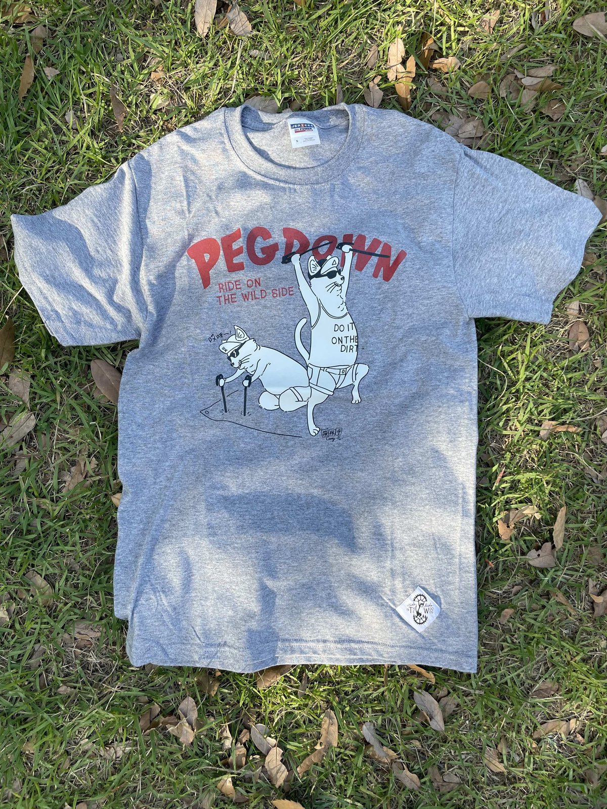 Heve ヘイヴ クラウディブルゾン＆ノベルティTシャツ グラとベルのペグダウン〜着心地の良いTシャツ〜ユニセックス | IN THE