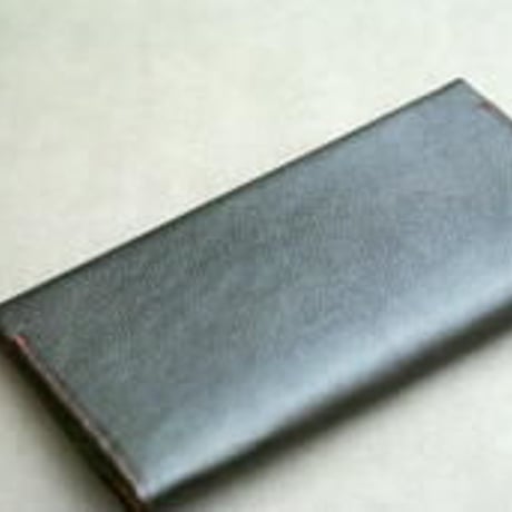 細かいしぼのあるカーフシュリンク仕様長札入れ